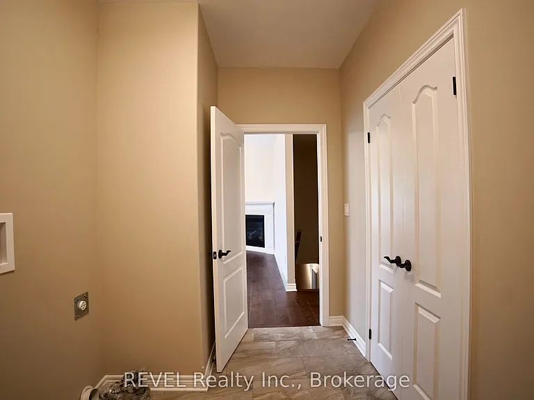 7135 Optimist Ln — Photo 11