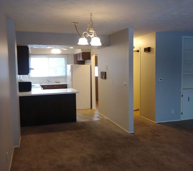 1st image of 5224 N 105th St