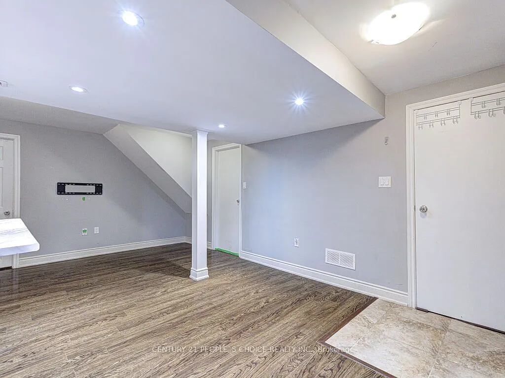 2 bed, $1,875 — Photo 3