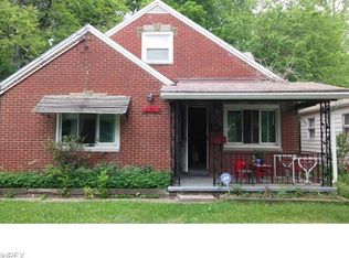 9292 Stonington Rd, Parma Heights, OH 44130