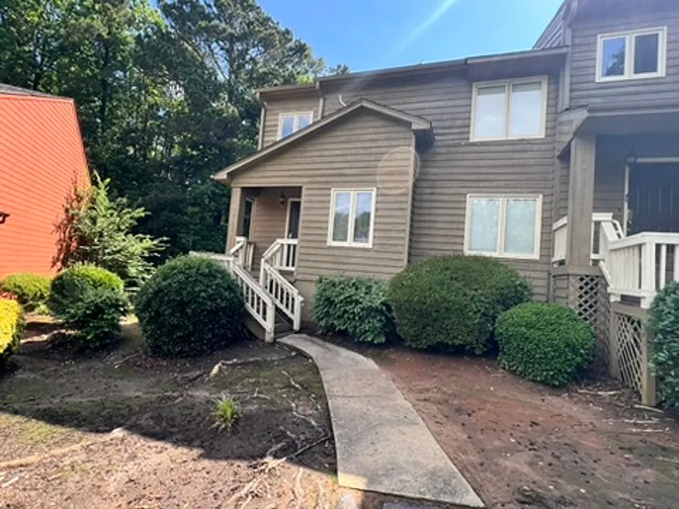 600-811 Anderson Hwy