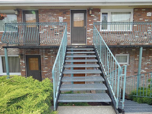 4th image of 621 3rd St
