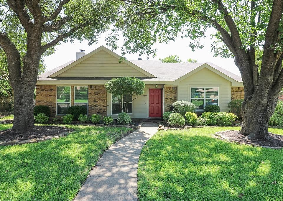 1st image of 2914 Poteet Dr