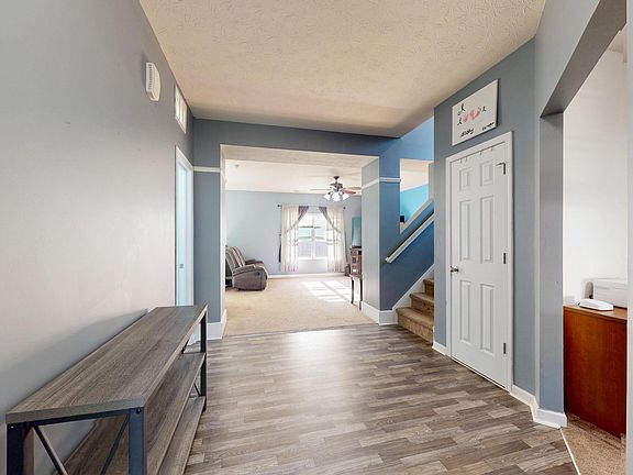 2nd image of 2356 Bridlewood Dr