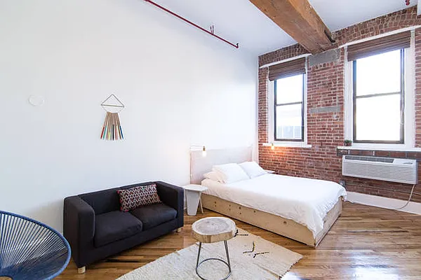 Rented by Dream Space Realty | media 7