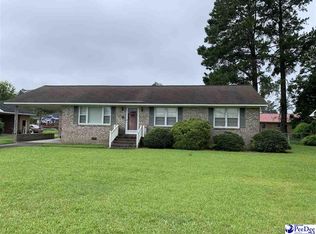 903 Myrtle St, Mullins, SC 29574