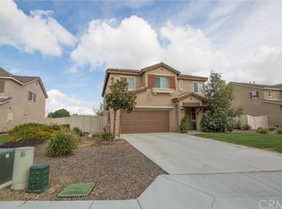 556 W James St, Rialto, CA 92376