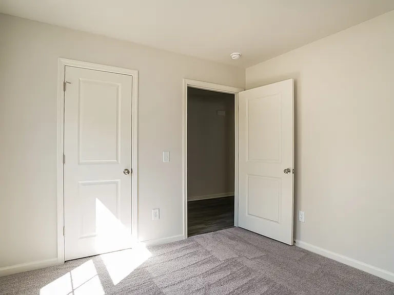 676 Savanac St SE — Photo 10