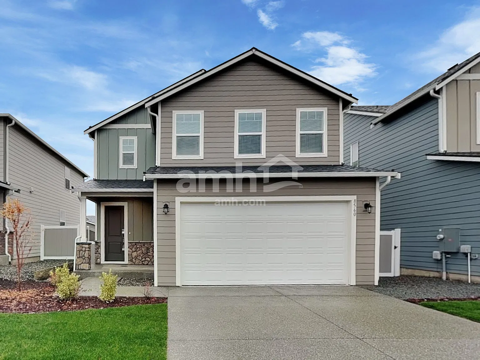 3 bed, 2.5 bath, 1691 sqft, $3,490 — Photo 1