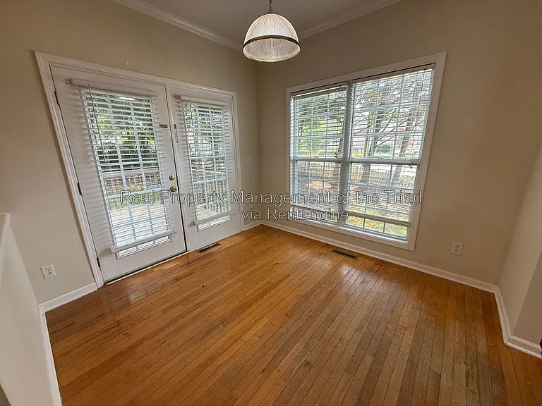 5101 Ivystone Ln — Photo 12