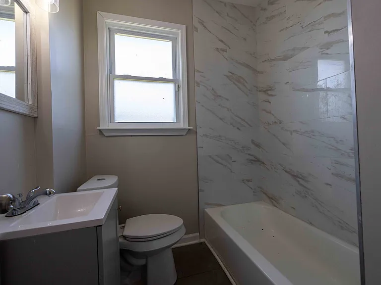 4204 Clements St #2 — Photo 10