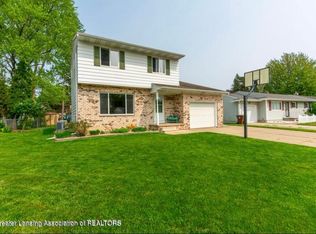 1958 Dean Ave, Holt, MI 48842