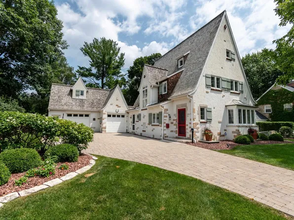 324 Lakewood Blvd, Madison, WI 53704