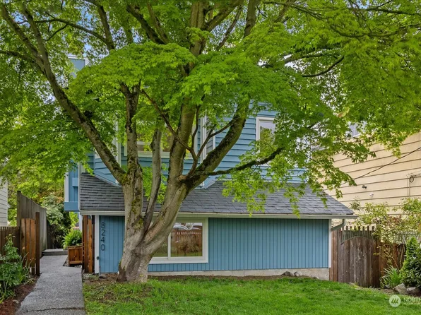 8240 Ashworth Avenue N, Seattle, WA 98103