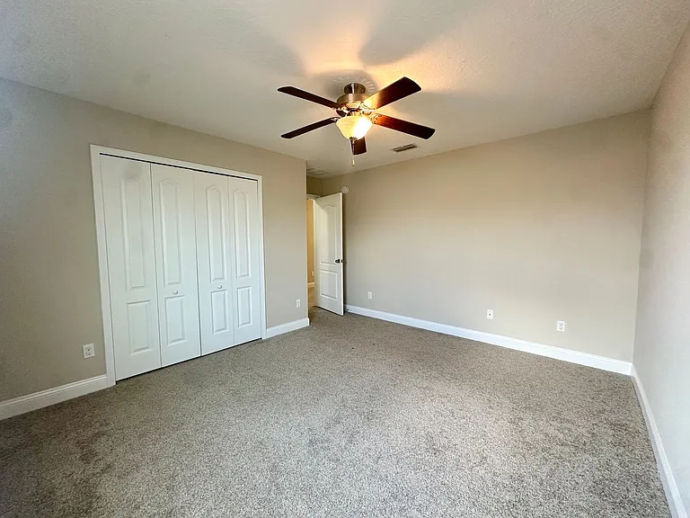 481 Shetland Dr — Photo 24