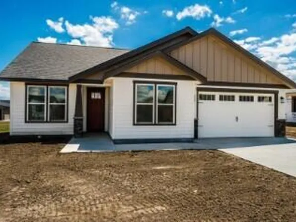 1428 Silverton Dr, Ranchester, WY 82839