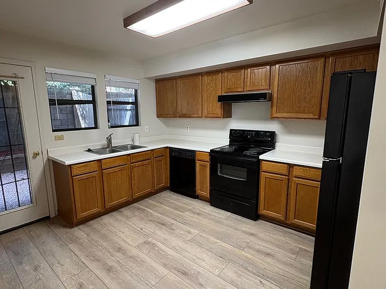 4130 E Spring Meadows Cir — Photo 5