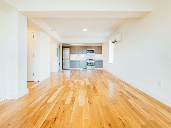4th image of 111 Clarkson Ave APT 2A