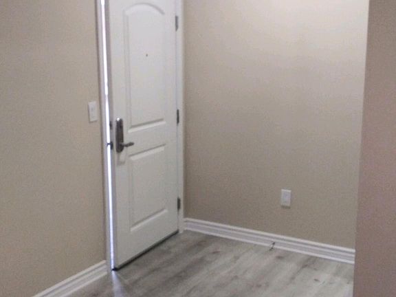 2nd image of 14654 Nordhoff St