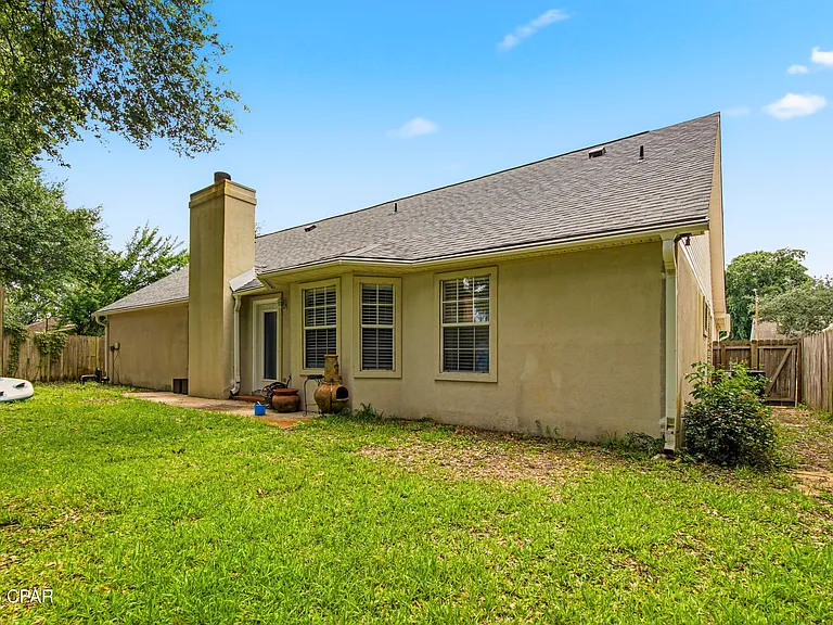 855 Mande Ct — Photo 47