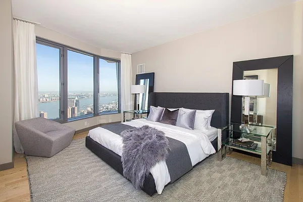 Rented by Forest City Ratner Companies | media 72