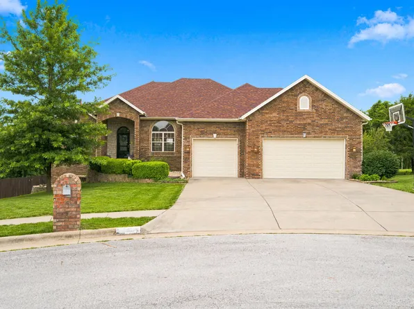 2418 W Crestwood Street, Ozark, MO 65721