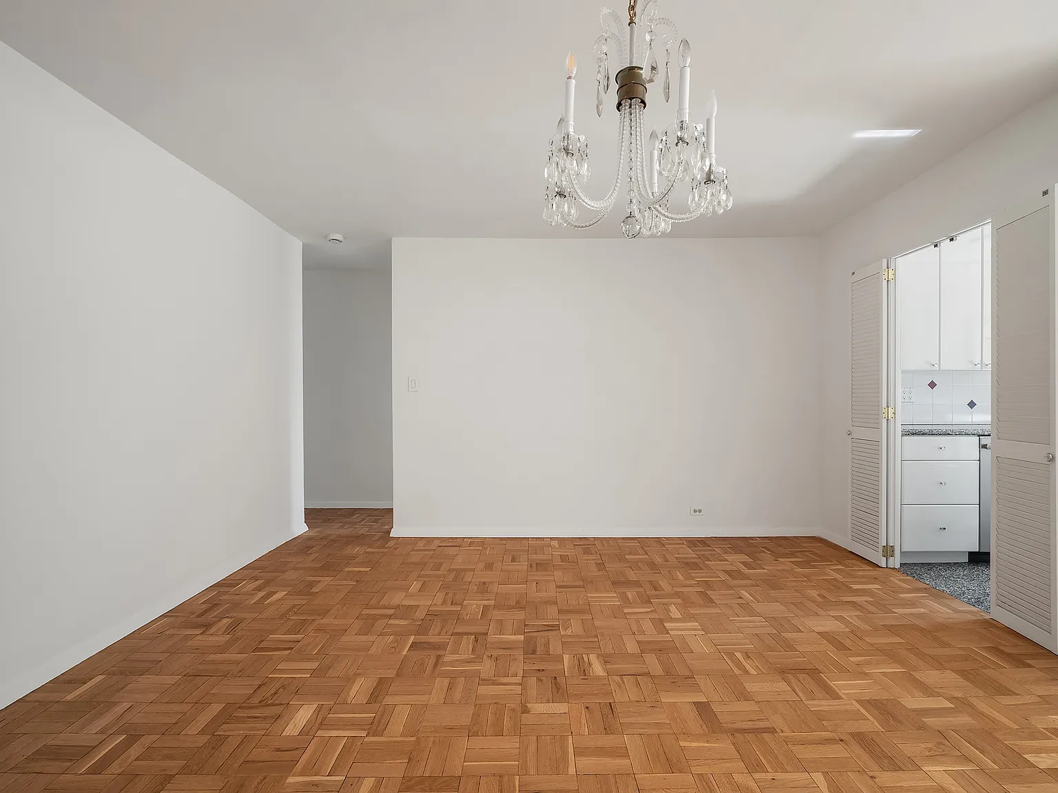 301 East 62nd Street — Photo 2