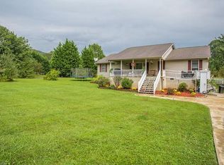170 Whitener Rd, Penrose, NC 28766