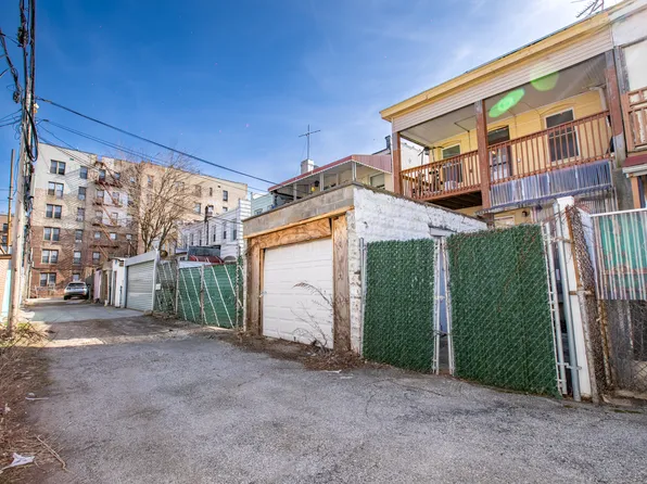 2153 63rd Street image 13 of 14