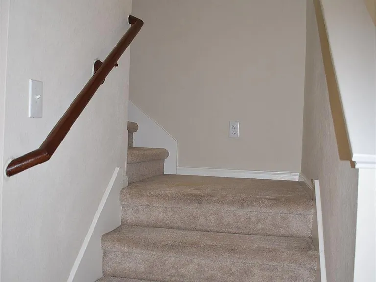1747 Nichole Woods Dr — Photo 16