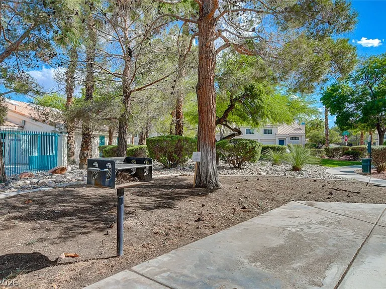 8039 Teresita Ave — Photo 58