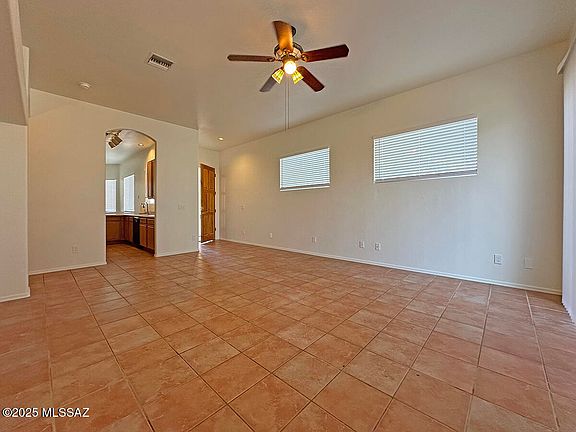 3rd image of 124 N Desert Stream Dr