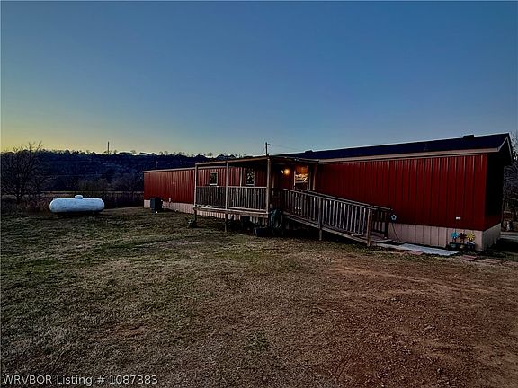 3rd image of 34350 Pleasant Valley Rd