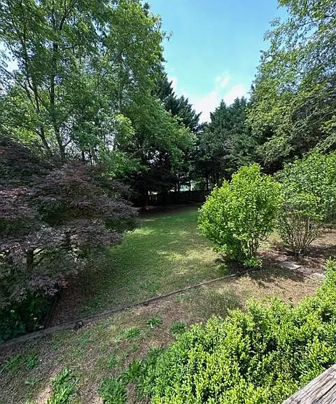 204 Ashridge Way — Photo 22