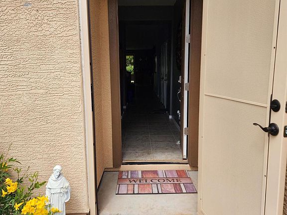 3rd image of 11048 E Shepperd Ave