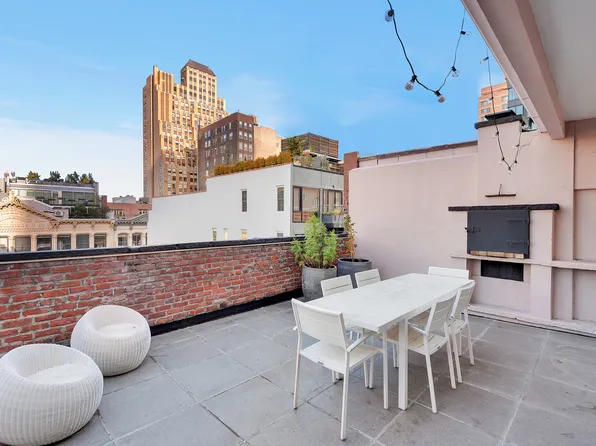 80 Franklin Street image 12 of 24