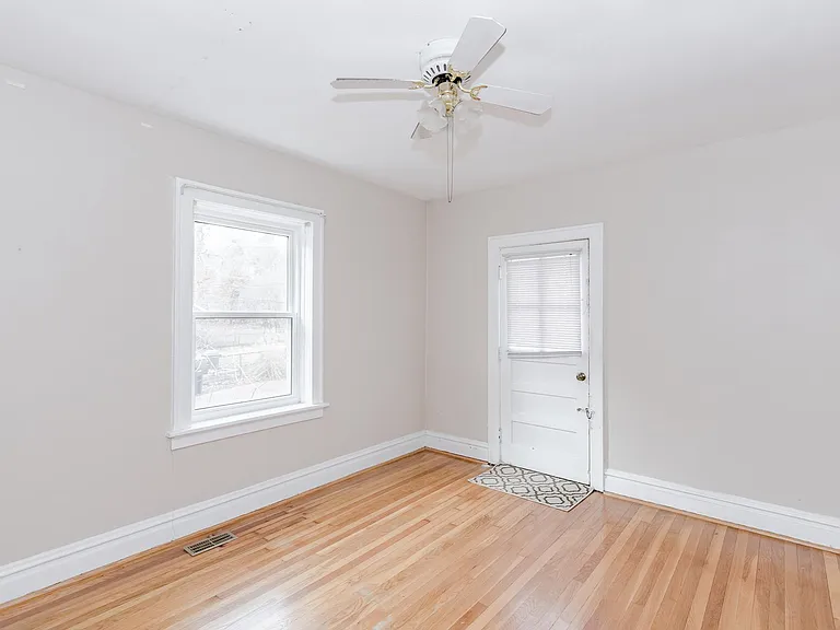 7319 Lindell Blvd #1 — Photo 14