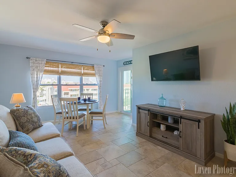 120 Padre Blvd #504 — Photo 2