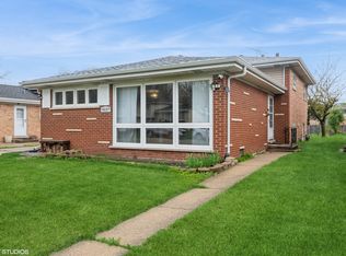 9037 Moody Ave, Morton Grove, IL 60053