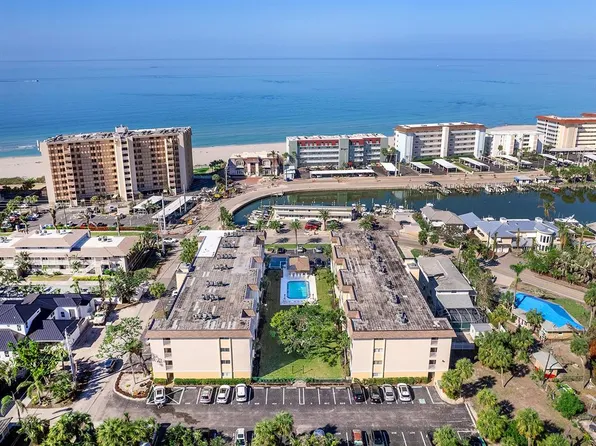 995 Laguna Dr APT 303, Venice, FL 34285