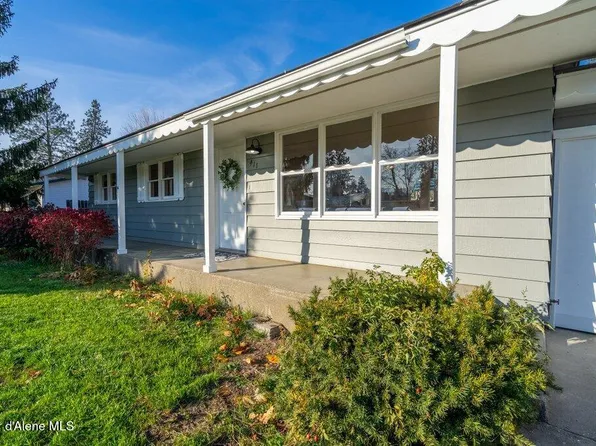 411 E 15th Ave, Post Falls, ID 83854