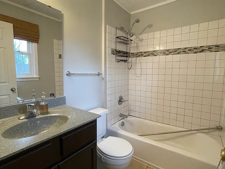 1073 Spring Run Rd — Photo 14