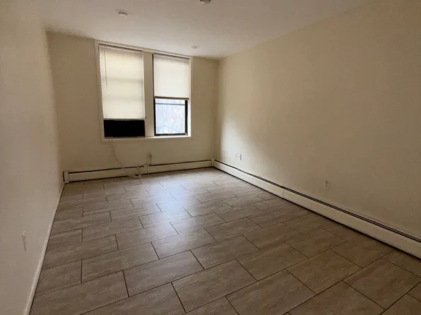 177 West 48th Street image 7 of 7