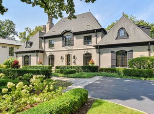728 N Main St, Glen Ellyn, IL