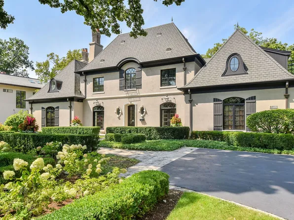 728 N Main St, Glen Ellyn, IL 60137