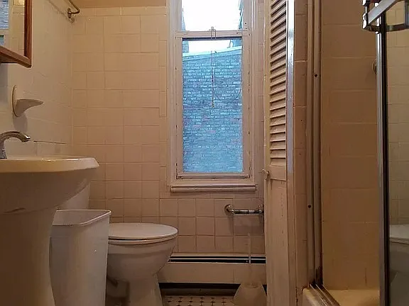 2 bed, $1,950 — Photo 2