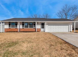 9 Sunnyfield Rd, Saint Peters, MO 63376