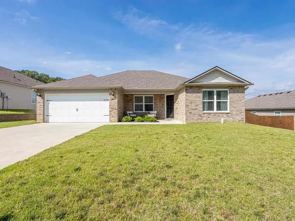 8681 Mohring Pl, Leeds, AL 35094