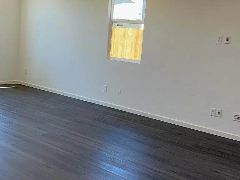 1940 Shady Forest Way — Photo 6