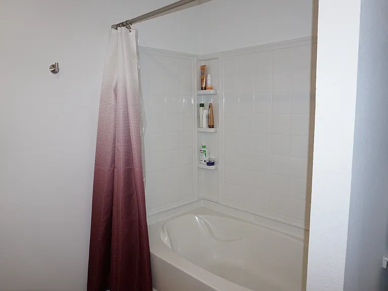 1487 Meadows Dr — Photo 21
